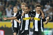 -沃尔夫斯堡主场大胜多特蒙德，继续领跑德甲榜单的简单介绍