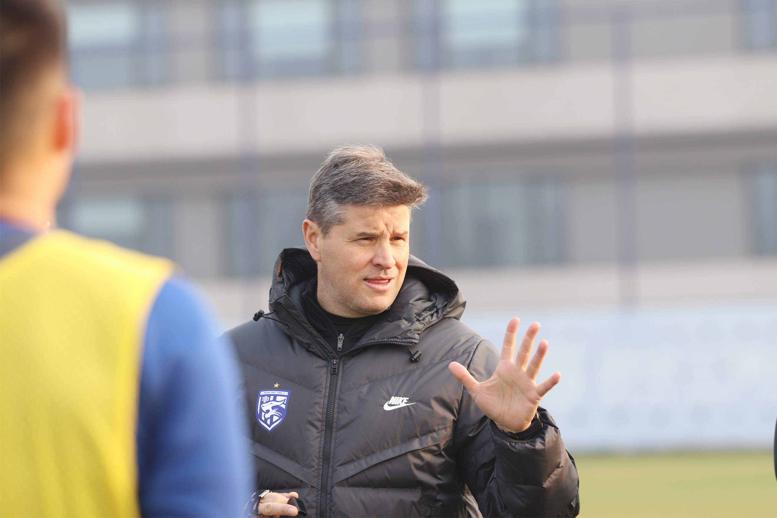 球队备战无懈可击期待取得胜利 球队备战无懈可击期待取得胜利