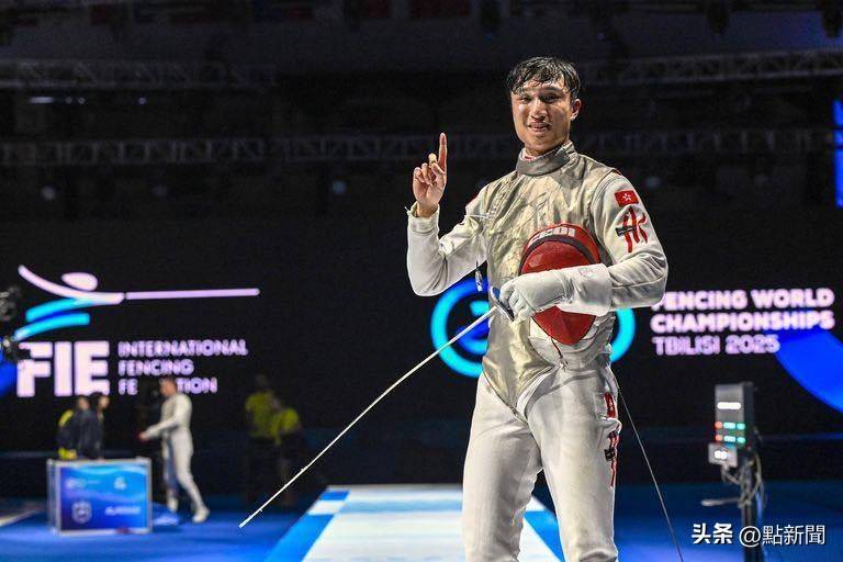 关于运动员们激情奋战,以全力比拼争取成功的信息 关于运动员们激情奋战,以全力比拼争取成功的信息