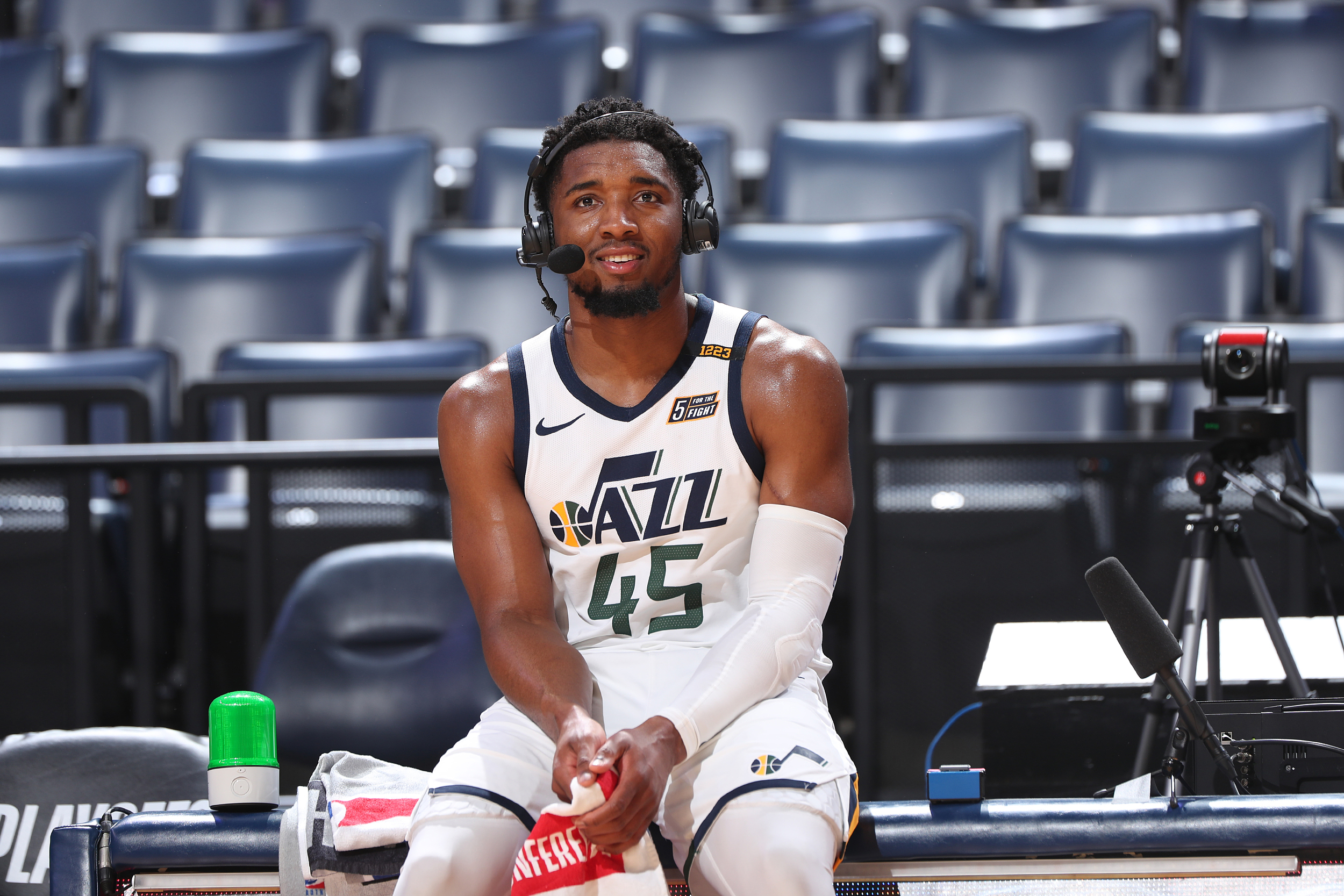 惊心动魄,两支强队的对拼让人屏息凝神的简单介绍 惊心动魄,两支强队的对拼让人屏息凝神的简单介绍