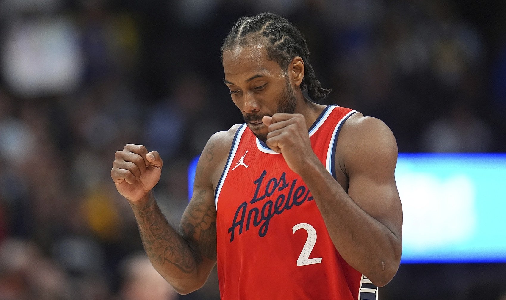 爵士客场逆转掘金，克劳德上演绝杀