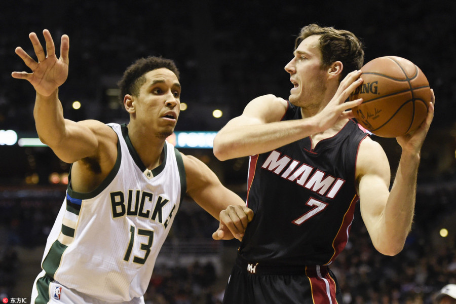 步行者击败雄鹿,维克托-奥拉迪波大放异彩 步行者击败雄鹿,维克托-奥拉迪波大放异彩